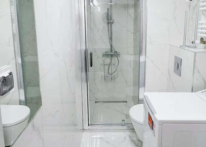 A1 - Kings Big - Haven - Shared Bathrooms - Self Check-in * Warszawa