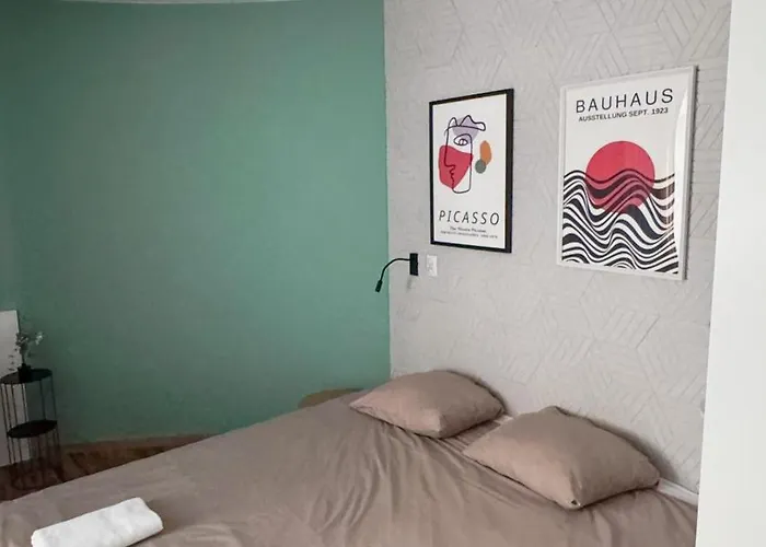 A1 - Kings Big - Haven - Shared Bathrooms - Self Check-in Lejlighed Warszawa