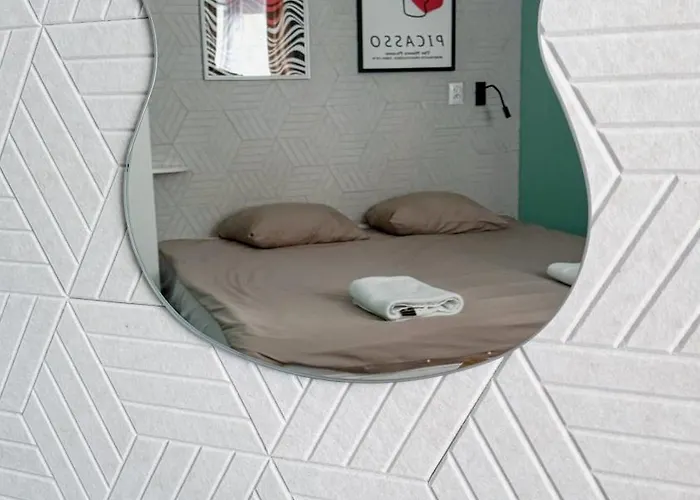 A1 - Kings Big - Haven - Shared Bathrooms - Self Check-in *