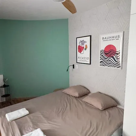 A1 - Kings Big - Haven - Shared Bathrooms - Self Check-in Apartman Varsó